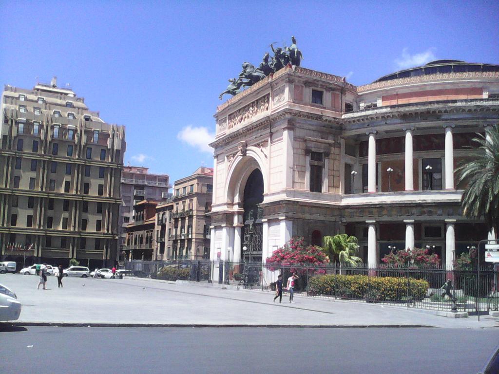 Palermo Centrale Extérieur photo